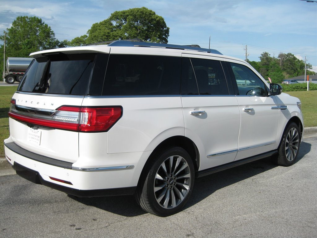 2019 Lincoln Navigator Select With Pano SUN photo