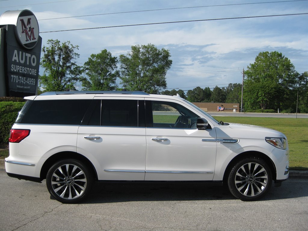 2019 Lincoln Navigator Select With Pano SUN photo