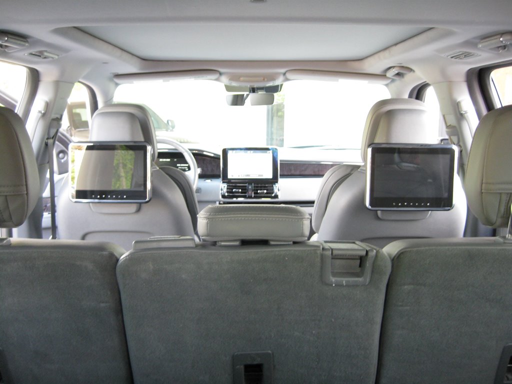 2019 Lincoln Navigator Select With Pano SUN photo