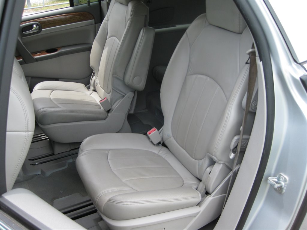 2012 Buick Enclave Leather photo