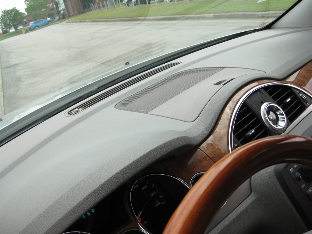 2012 Buick Enclave Leather photo