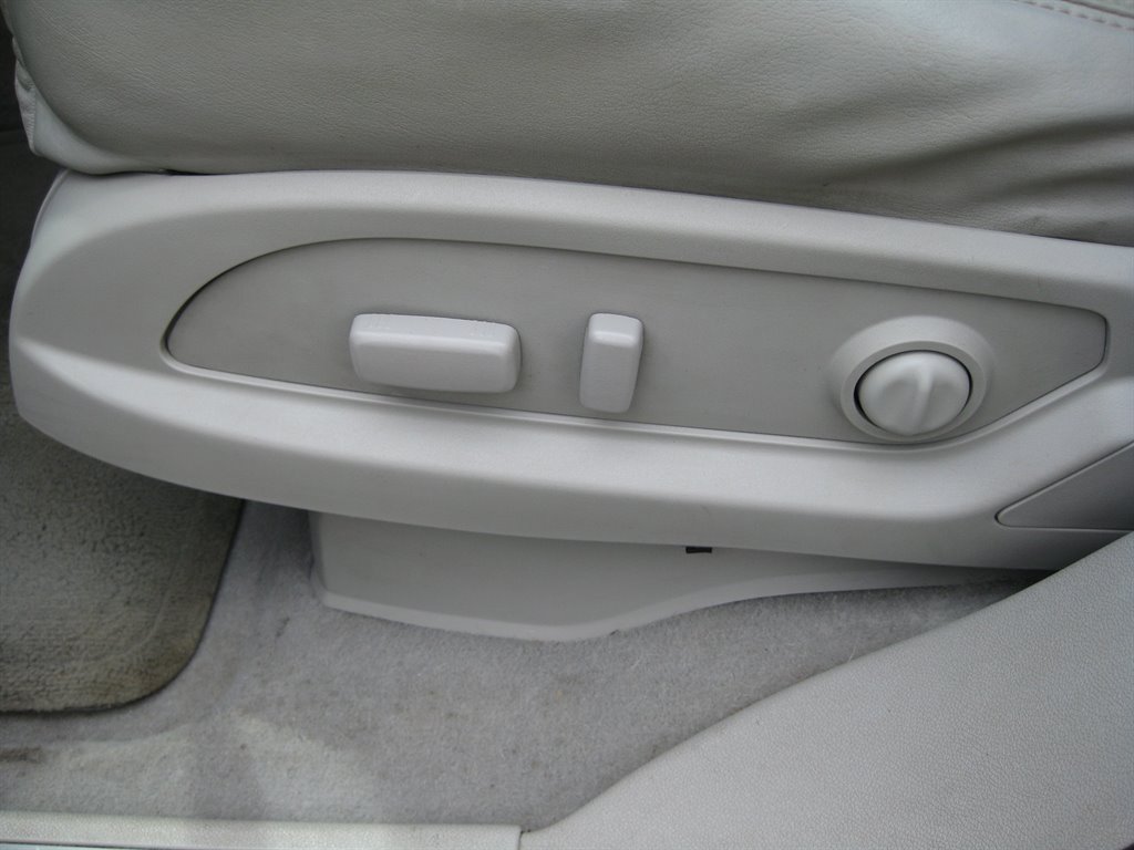 2012 Buick Enclave Leather photo