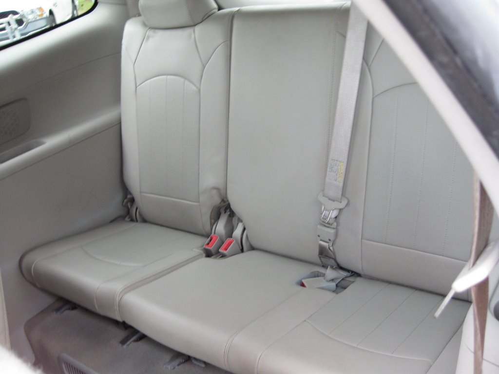 2012 Buick Enclave Leather photo