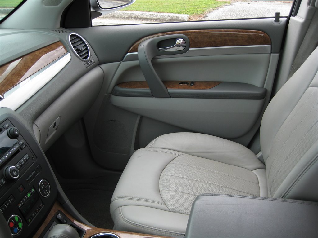 2012 Buick Enclave Leather photo