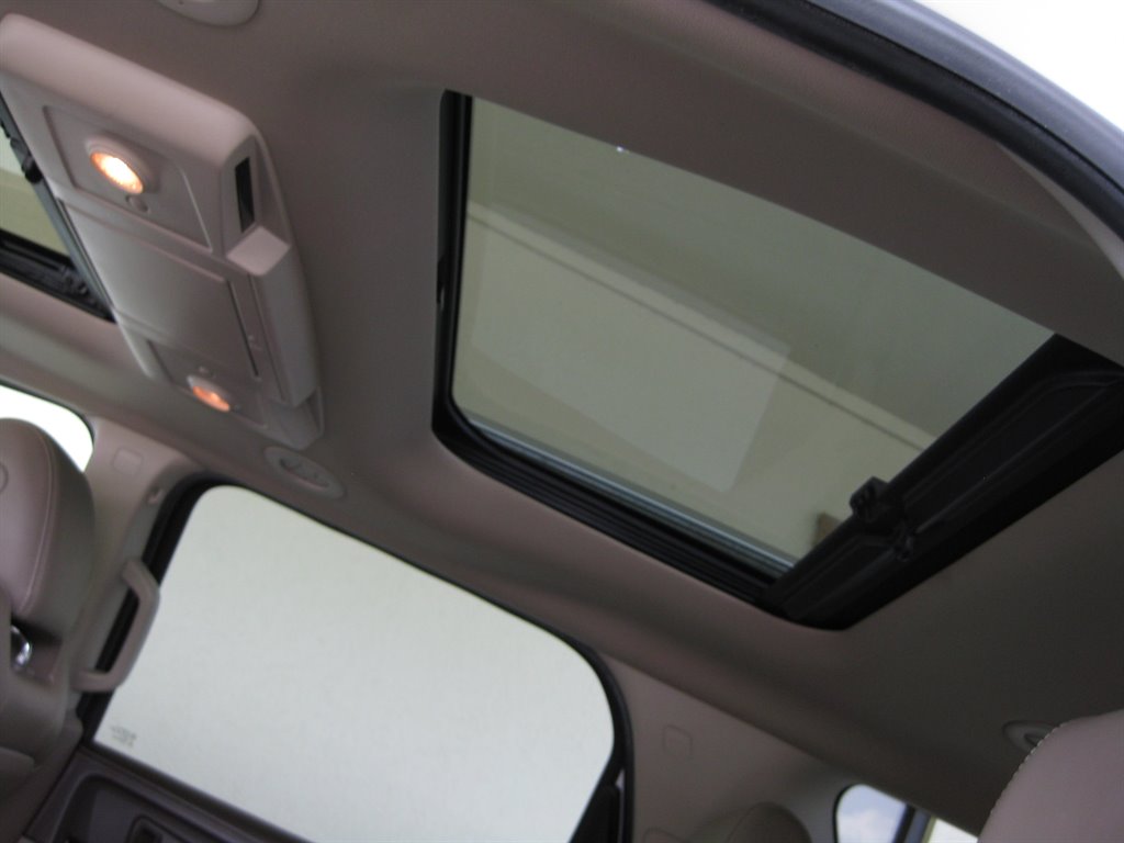 2016 GMC Acadia Denalit With Navigat photo