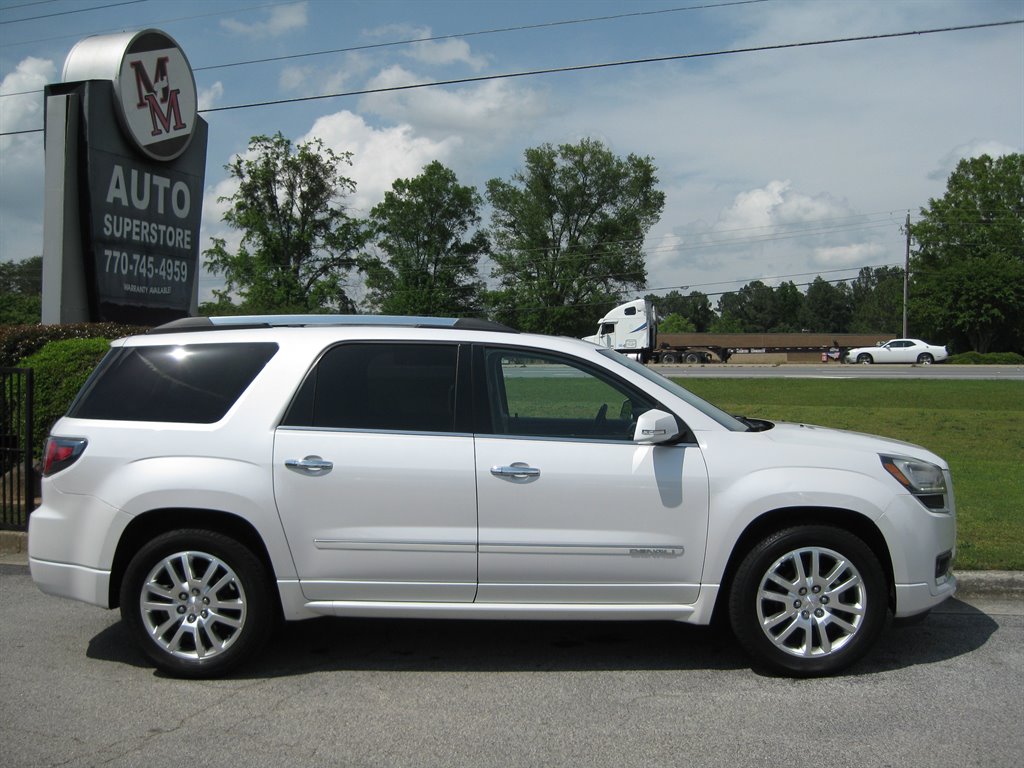 2016 GMC Acadia Denalit With Navigat photo