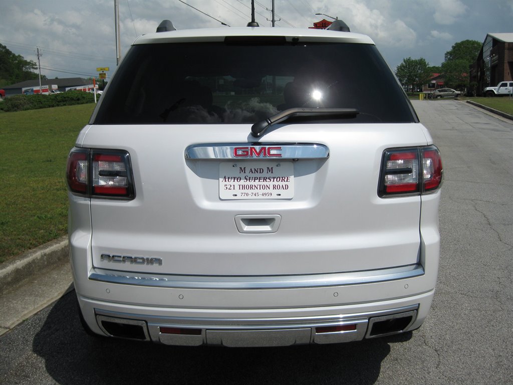 2016 GMC Acadia Denalit With Navigat photo