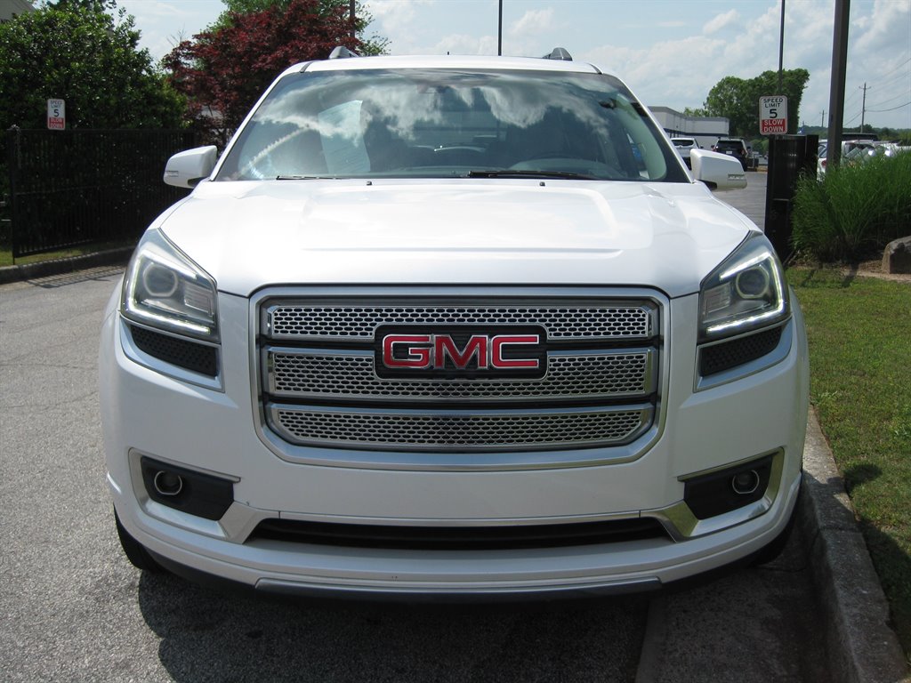 2016 GMC Acadia Denalit With Navigat photo