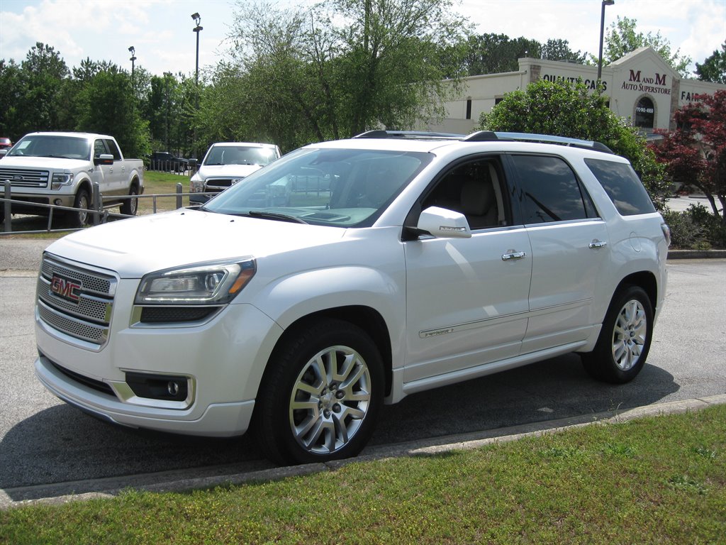 2016 GMC Acadia Denalit With Navigat photo