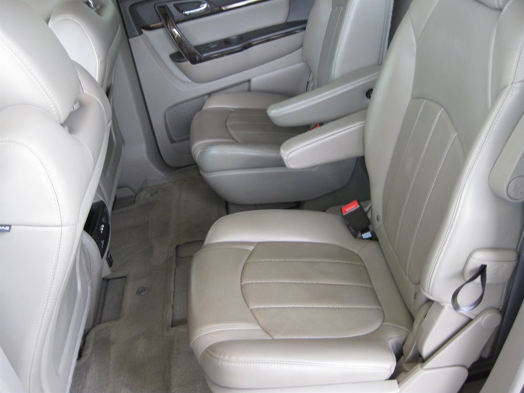 2016 GMC Acadia Denalit With Navigat photo