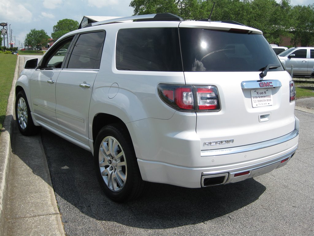 2016 GMC Acadia Denalit With Navigat photo