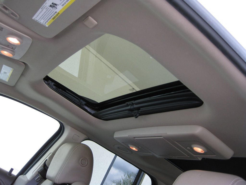 2016 GMC Acadia Denalit With Navigat photo