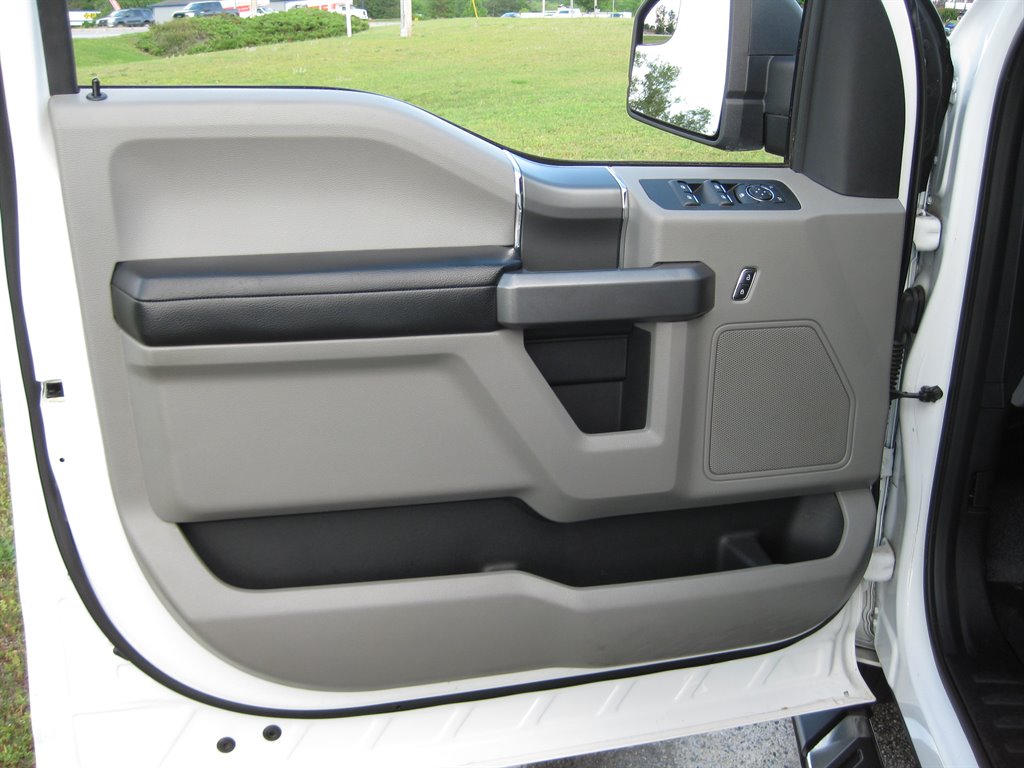 2018 Ford F150 XLT With 302a PKG photo