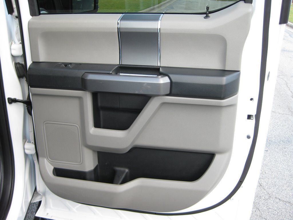 2018 Ford F150 XLT With 302a PKG photo