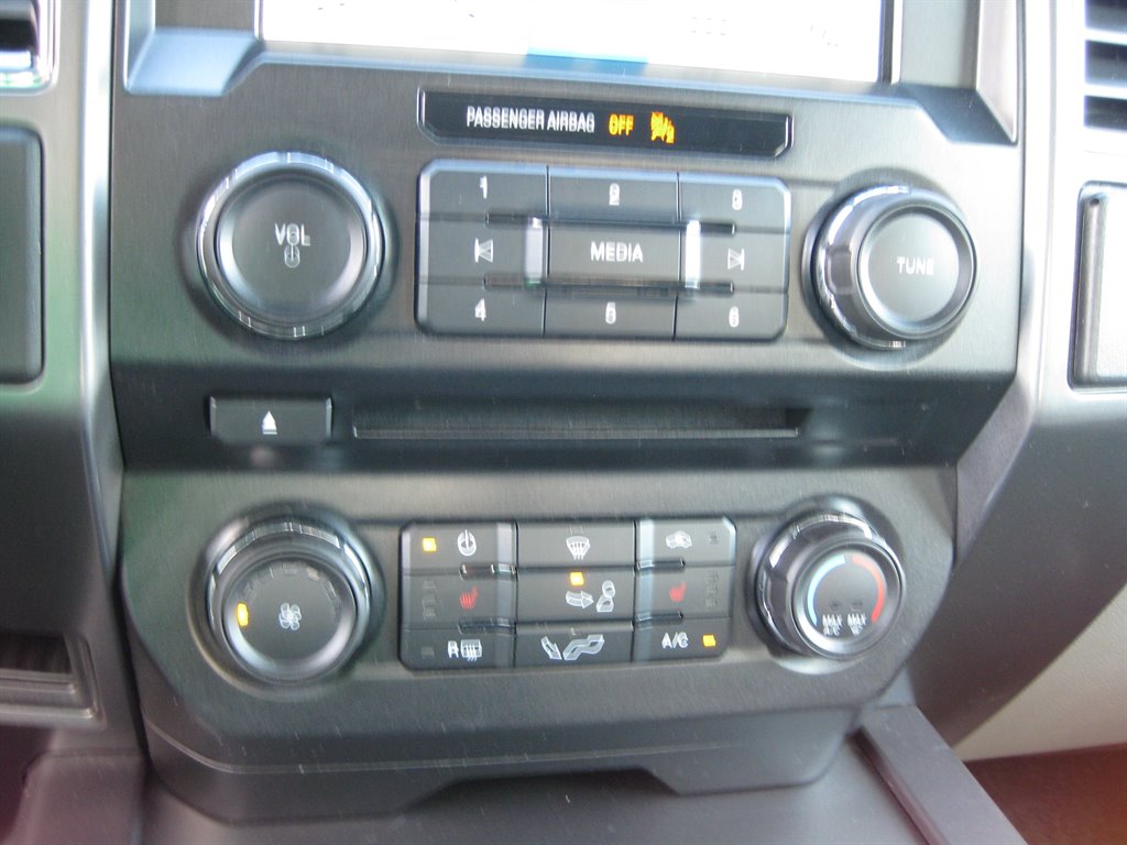 2018 Ford F150 XLT With 302a PKG photo