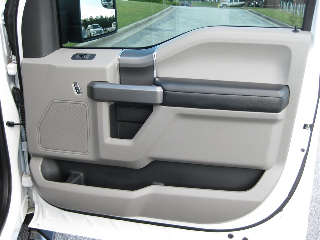 2018 Ford F150 XLT With 302a PKG photo