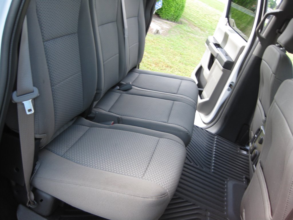 2018 Ford F150 XLT With 302a PKG photo