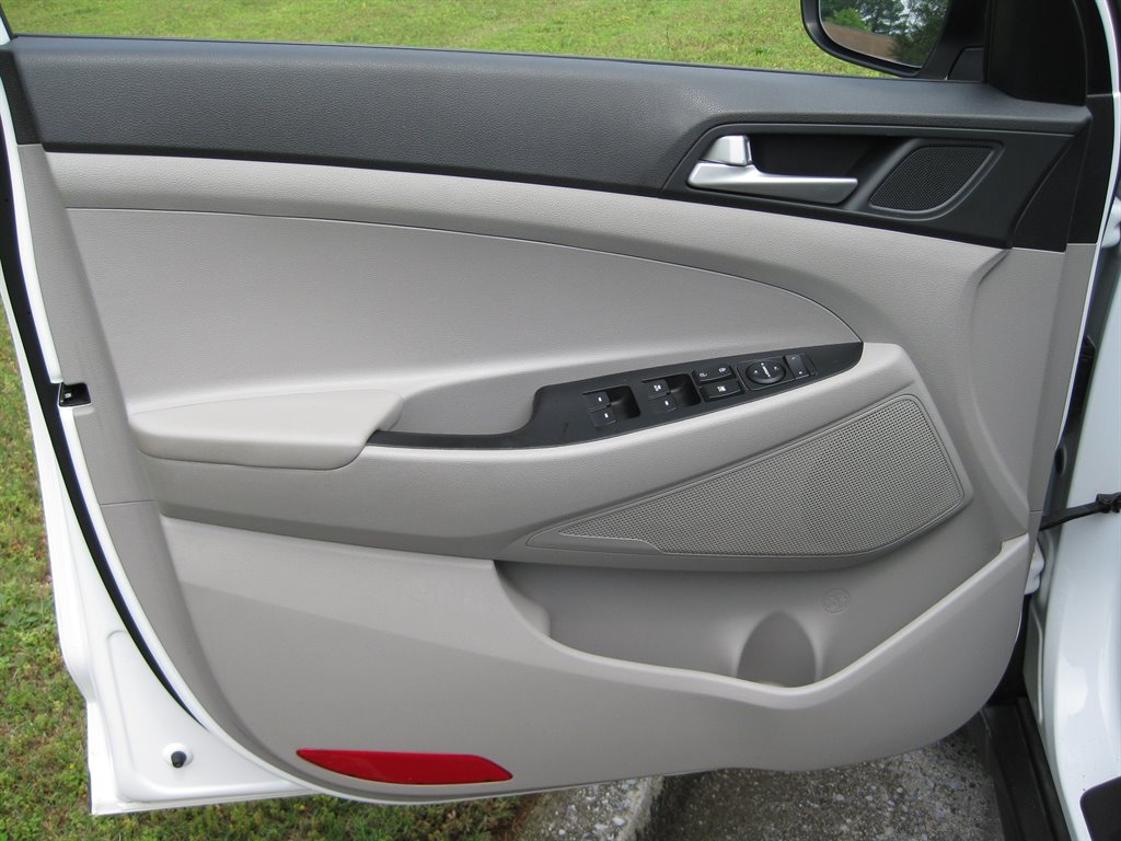 2019 Hyundai Tucson Value With Cargo PKG photo