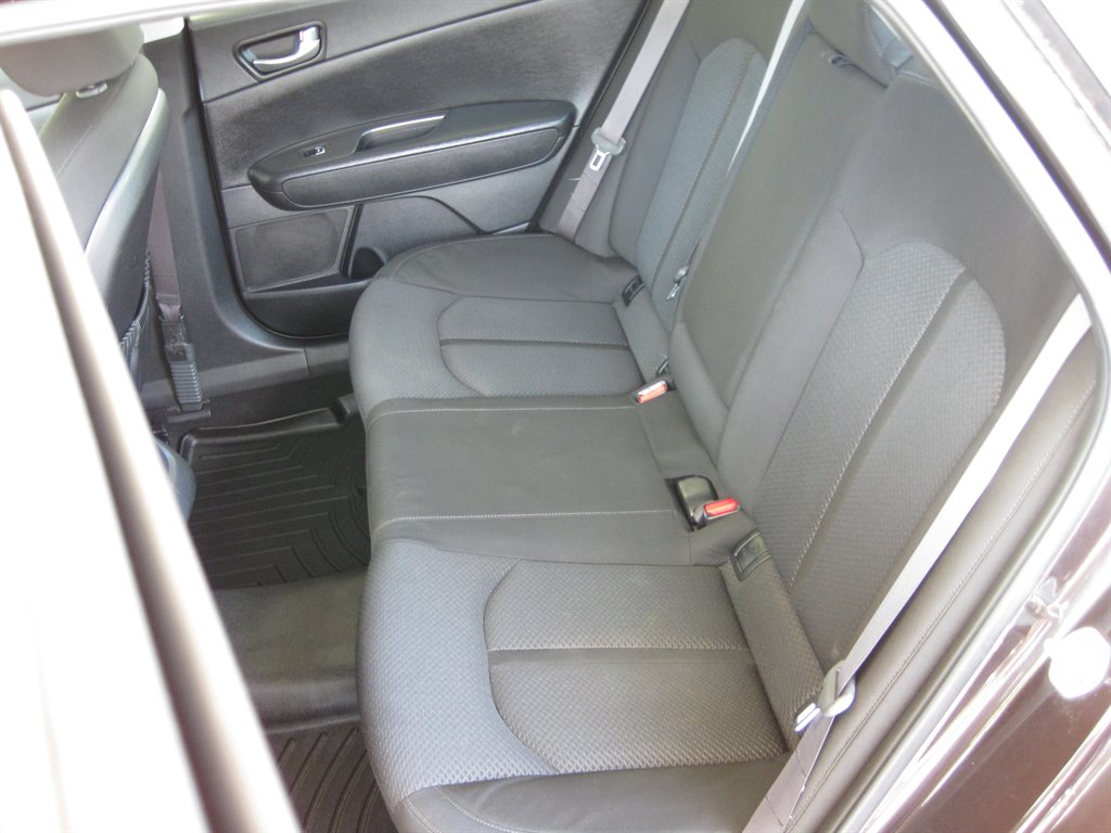 2018 Kia Optima LX photo