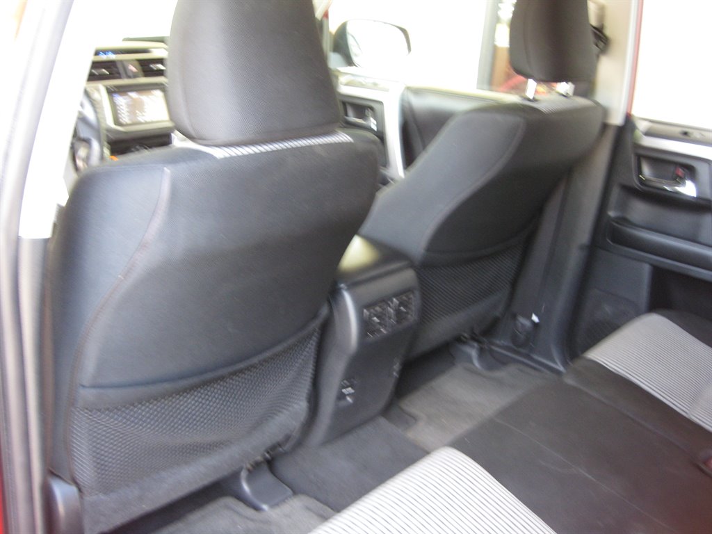 2017 Toyota 4Runner SR5 Premium With 3rd photo