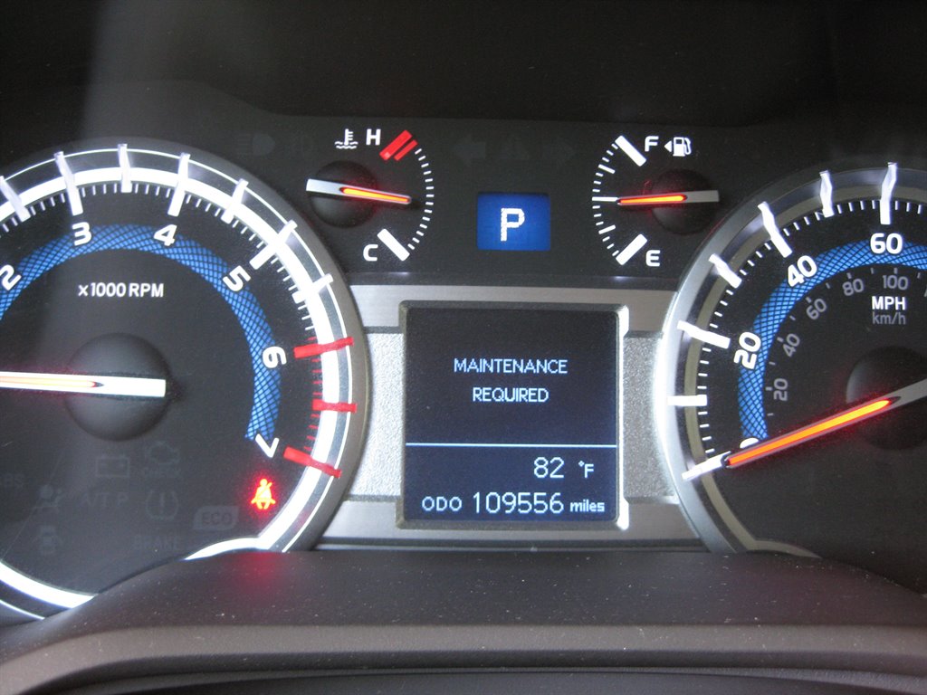 2017 Toyota 4Runner SR5 Premium With 3rd photo