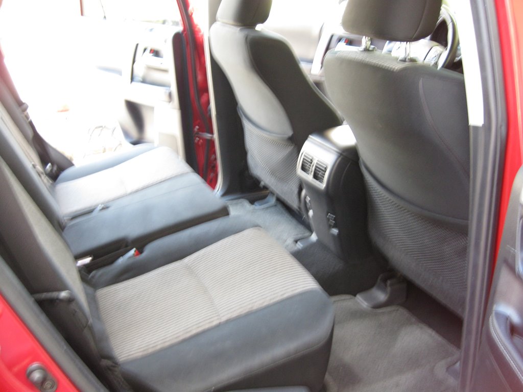 2017 Toyota 4Runner SR5 Premium With 3rd photo
