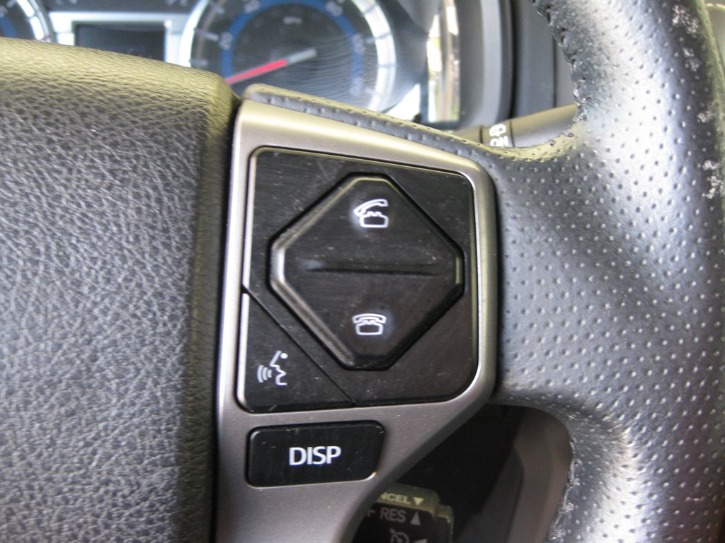 2017 Toyota 4Runner SR5 Premium With 3rd photo