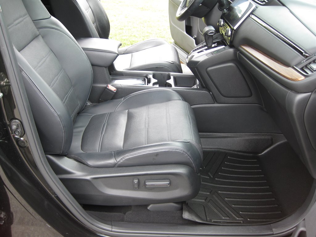 2017 Honda CR-V EX-L photo