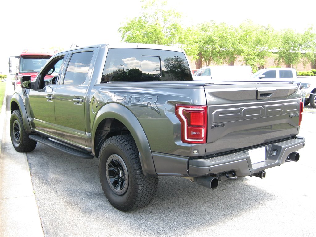 2017 Ford F150 Raptor photo