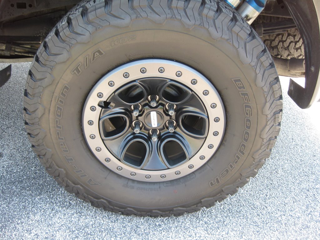 2017 Ford F150 Raptor photo