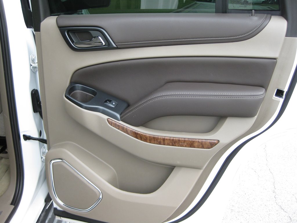 2015 Chevrolet Tahoe LTZ photo