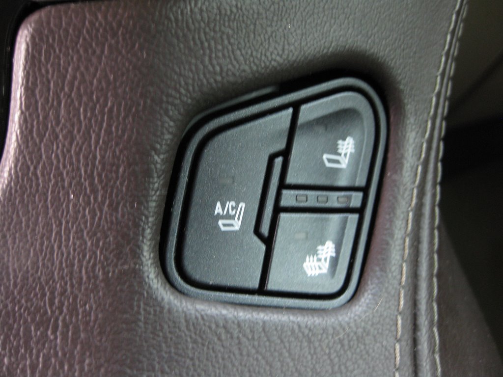 2015 Chevrolet Tahoe LTZ photo
