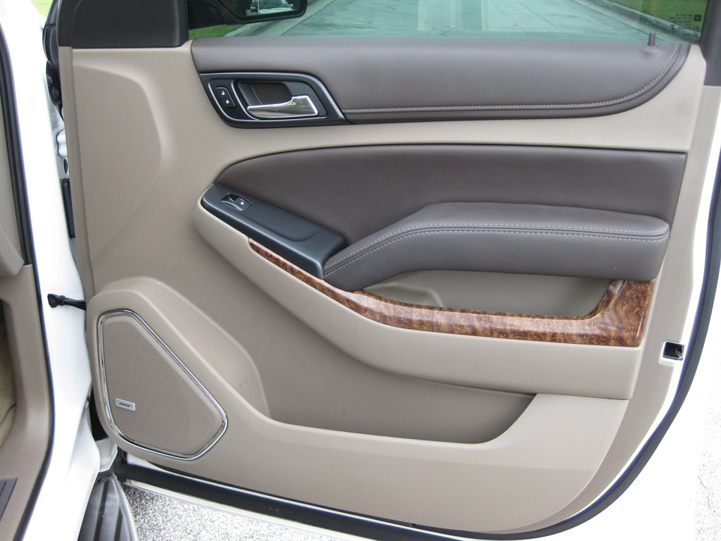 2015 Chevrolet Tahoe LTZ photo