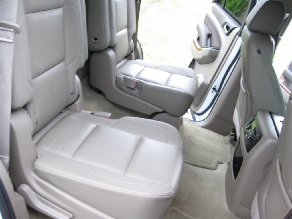 2015 Chevrolet Tahoe LTZ photo