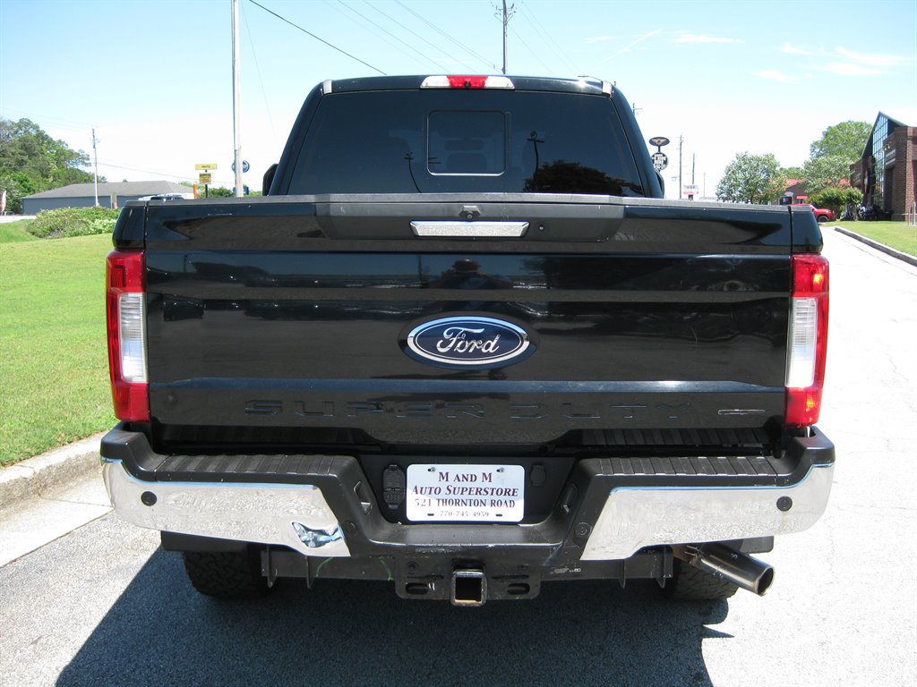 2017 Ford F250sd Lariat With Pano SUN photo