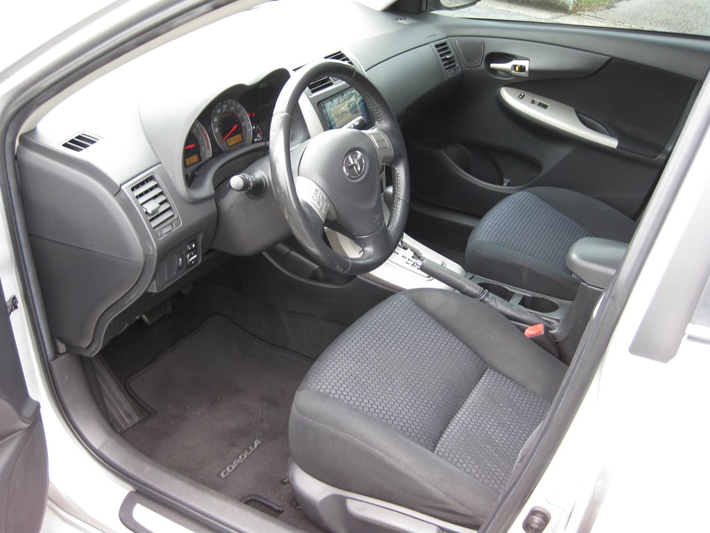 2010 Toyota Corolla XRS photo