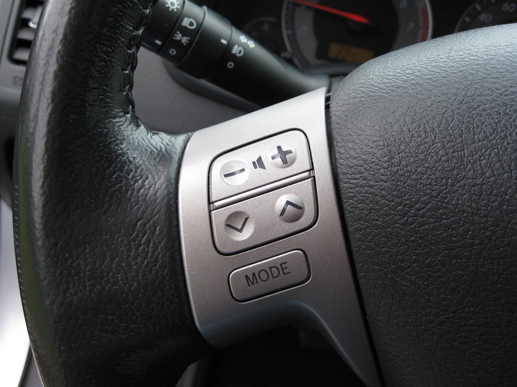 2010 Toyota Corolla XRS photo