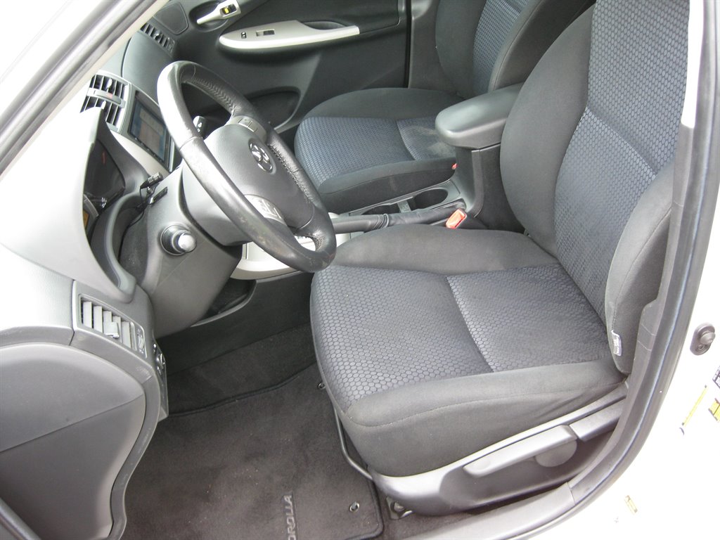 2010 Toyota Corolla XRS photo