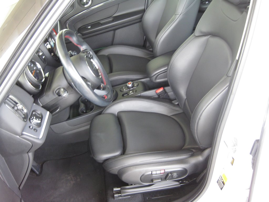 2015 Mini Cooper ALL4 photo 32