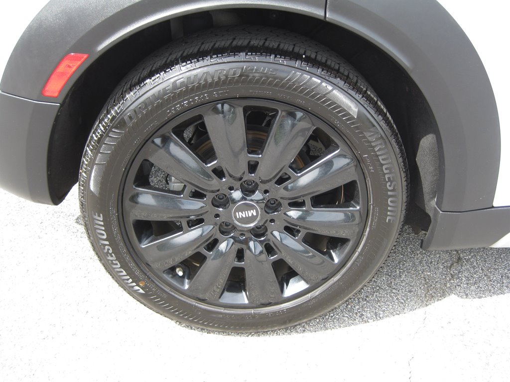 2015 Mini Cooper ALL4 photo 29