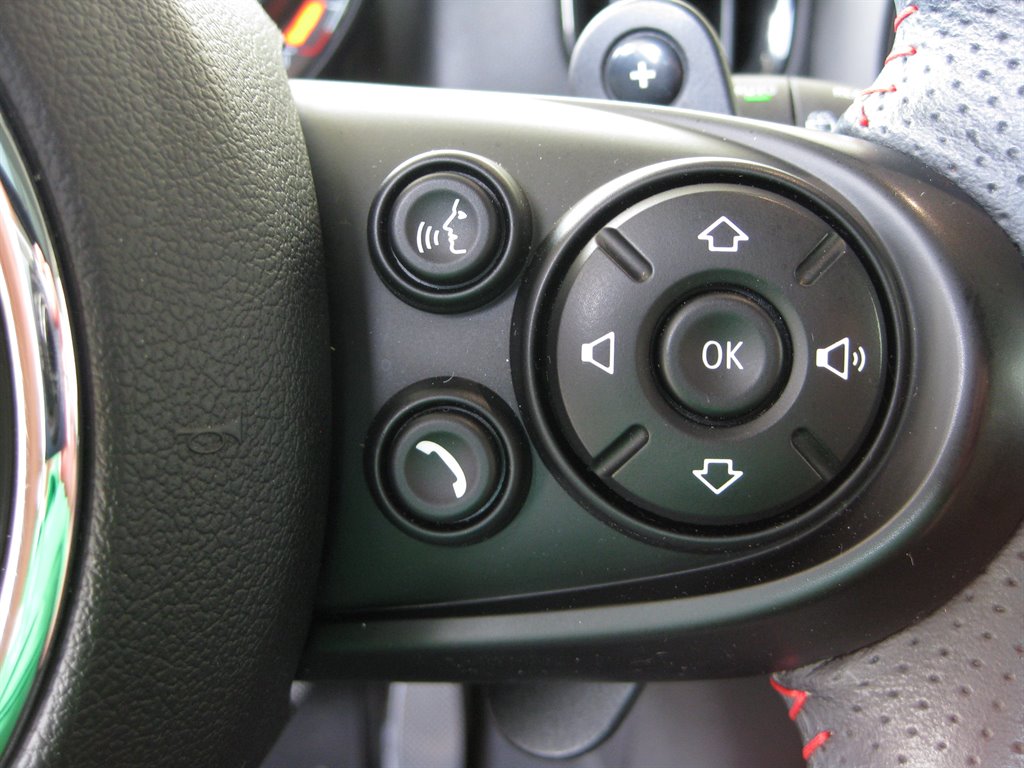 2015 Mini Cooper ALL4 photo 36
