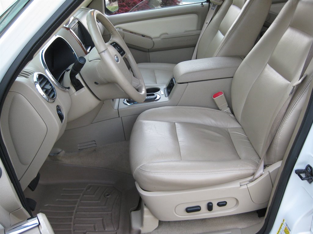 2010 Ford Explorer - $4,000