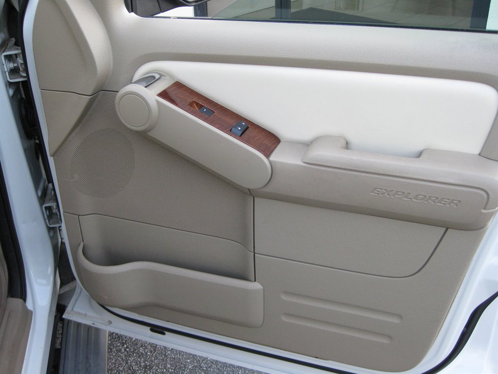 2010 Ford Explorer - $4,000