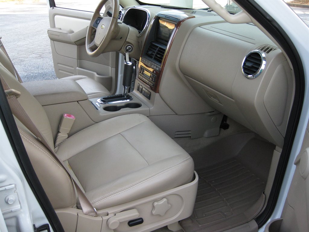 2010 Ford Explorer - $4,000