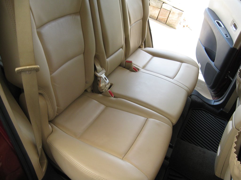 2009 Subaru Tribeca - $5,500