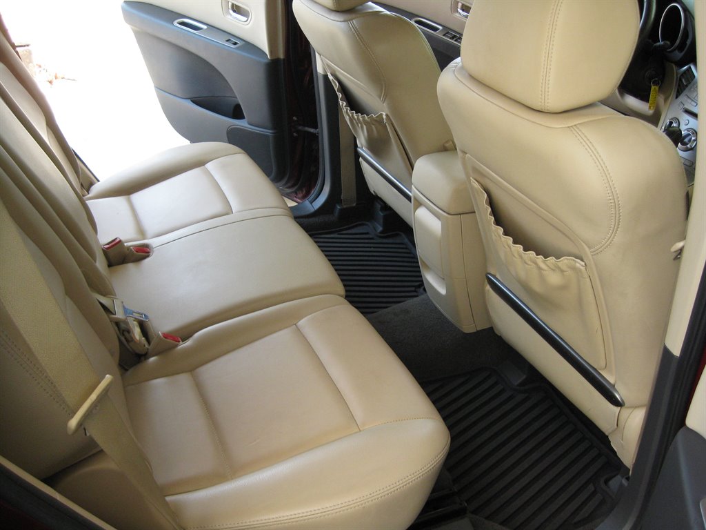 2009 Subaru Tribeca - $5,500