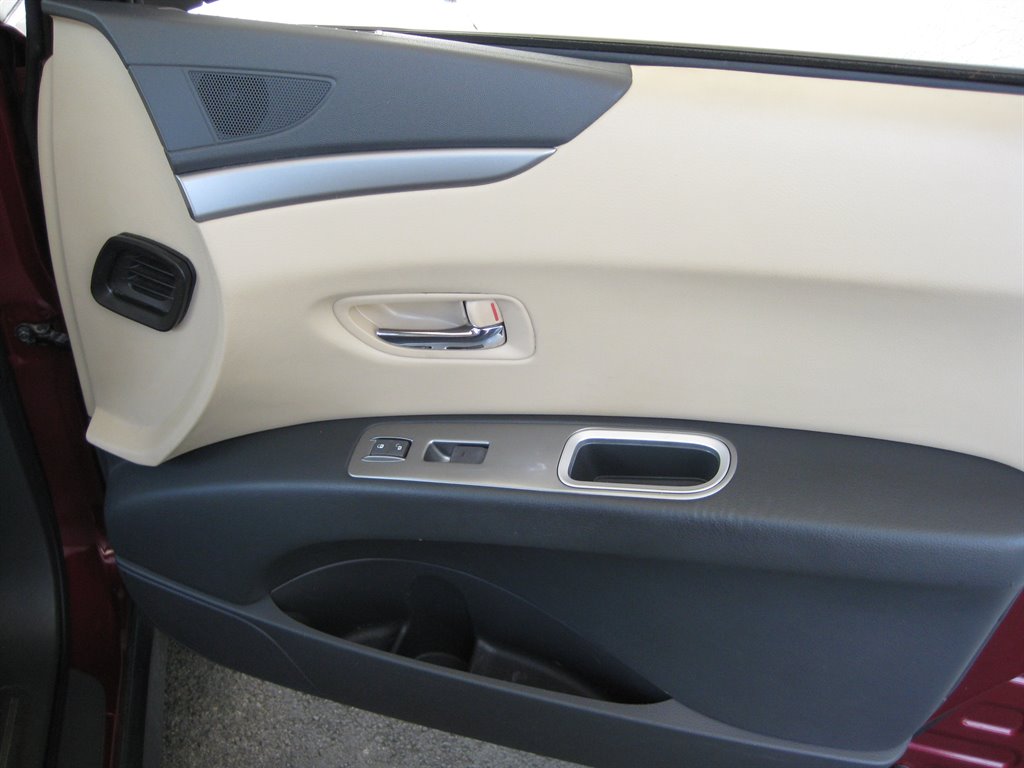 2009 Subaru Tribeca - $5,500