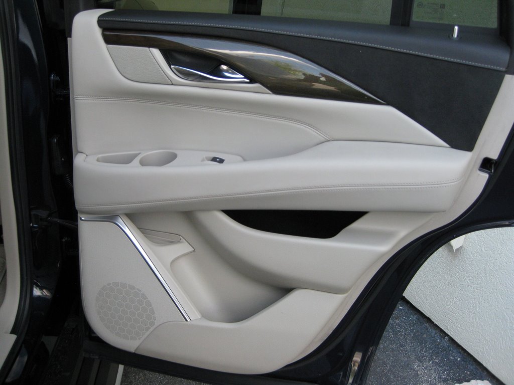 2020 Cadillac Escalade - $23,950