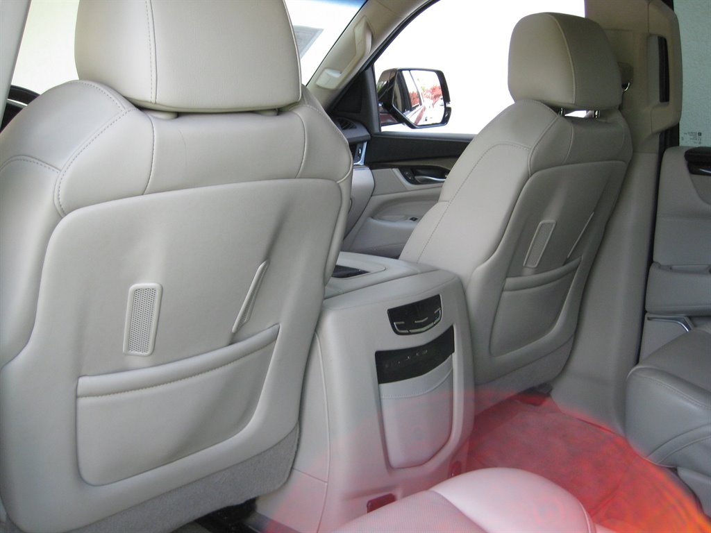2020 Cadillac Escalade - $23,950