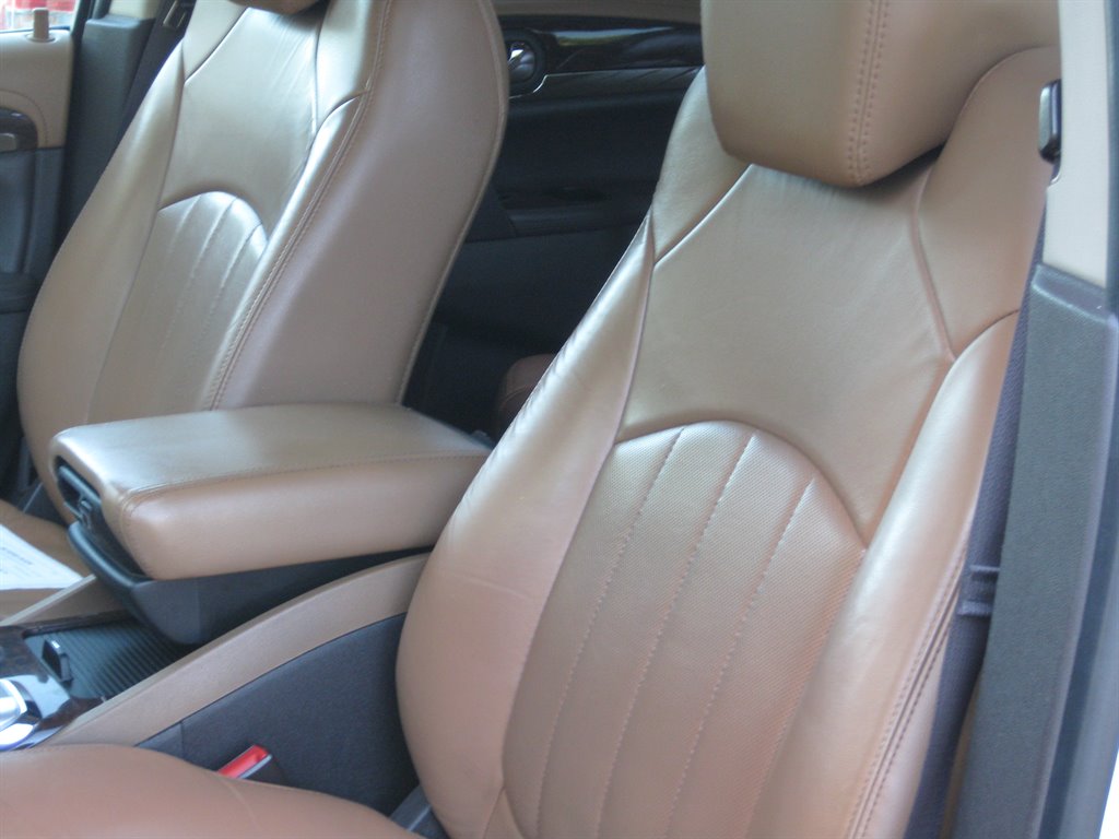 2016 Buick Enclave - $10,500